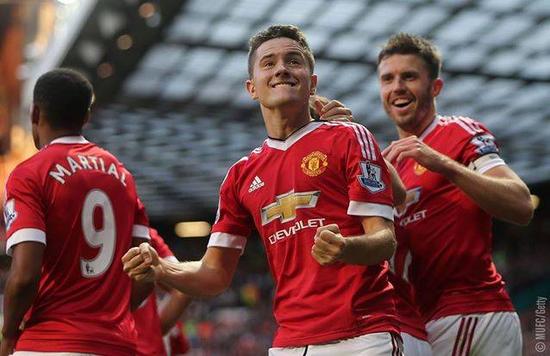 社交媒体在 社交媒体在